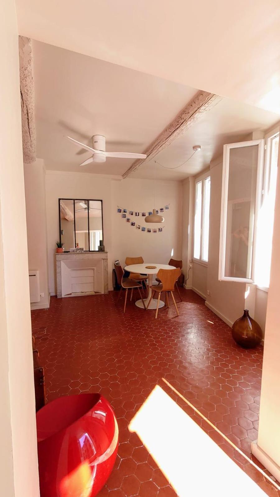 Appartement De Charme - Wifi - Centre Historique Toulon Buitenkant foto